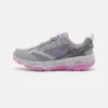 Go Run Trail Altitude Lace Up - Trail Hardloopschoenen - Gray/Pink 2 Go Run Trail Altitude Lace Up - Trail Hardloopschoenen - Gray/Pink -Zalando 0d16c3ee57e54eec8b403b8650ff7b52
