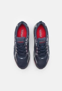 Go Run Consistent - Hardloopschoenen Neutraal - Navy/Red -Zalando 2545158864804890ac232036653d232d