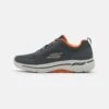 Go Walk Arch Fit - Sportieve Wandelschoenen - Charcoal/Orange 2 Go Walk Arch Fit - Sportieve Wandelschoenen - Charcoal/Orange -Zalando 2cafc558ad60450fb3673b62cc81dd90
