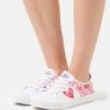 Skechers Bobs B Cool X Goldcrown - Sneakers Laag - White/Red/Pink 2 Skechers Bobs B Cool X Goldcrown - Sneakers Laag - White/Red/Pink -Zalando 3f7cb593da3b4c788ad90a3295b8183c