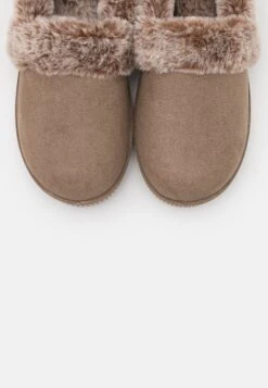 Skechers Cozy Campfire - Pantoffels - Dark Taupe 13 Skechers Cozy Campfire - Pantoffels - Dark Taupe -Zalando 5be0c17aafa143d49a14f71b150439b5