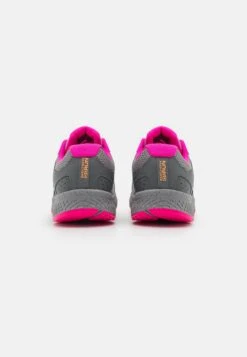 Go Run Consistent Lace Up - Hardloopschoenen Neutraal - Grey/Pink 10 Go Run Consistent Lace Up - Hardloopschoenen Neutraal - Grey/Pink -Zalando 65948973f1464b3592a47b2ea0ebbca9