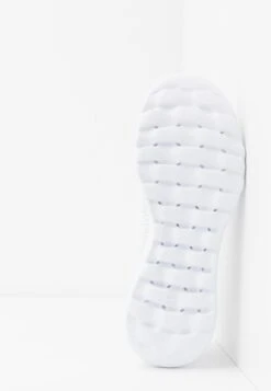 Go Walk Walking Trainers - Sportieve Wandelschoenen - White 12 Go Walk Walking Trainers - Sportieve Wandelschoenen - White -Zalando 91d06d73bb7d42e9a270e9ca0642c6ec