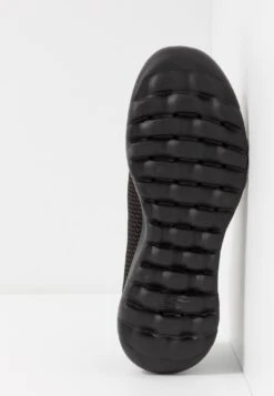 Go Walk Walking Trainers - Sportieve Wandelschoenen - Black 12 Go Walk Walking Trainers - Sportieve Wandelschoenen - Black -Zalando 9902c35252c64979bdac13e4957f704e