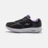 Go Run Consistent Lace Up - Hardloopschoenen Neutraal - Black/Lavender 2 Go Run Consistent Lace Up - Hardloopschoenen Neutraal - Black/Lavender -Zalando b501e2c3c88e4bef8b0181c6e62c7a6a