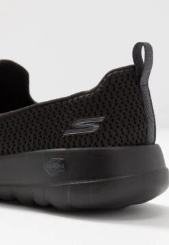 Go Walk Walking Trainers - Sportieve Wandelschoenen - Black 13 Go Walk Walking Trainers - Sportieve Wandelschoenen - Black -Zalando c2ccebdac8d64ffe8528f3092b44936b