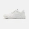 Koopa - Sneakers Laag - White 1 Koopa - Sneakers Laag - White -Zalando de73aff23b1b4217bcd254ae0dc80bf8