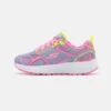 Girls Go Run Consistent Brisk Runner - Hardloopschoenen Neutraal - Gray/Pink
